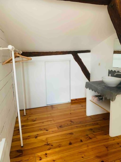 Spacieux Appartement En Plein Coeur De Castres Castres  Buitenkant foto